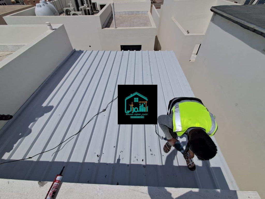 تفصيل وقص ساندوتش بانل جدة حسب المقاس